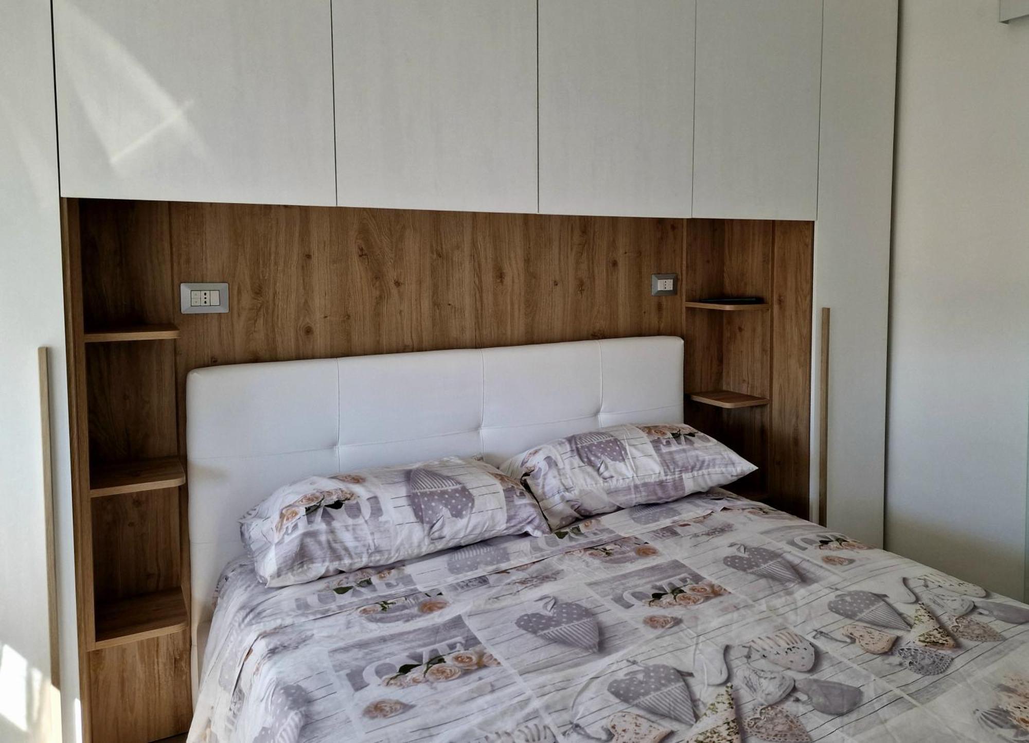 Tower Apartments แตร์ราชินา ภายนอก รูปภาพ